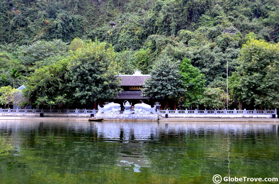 Temples by the water way in Trang An