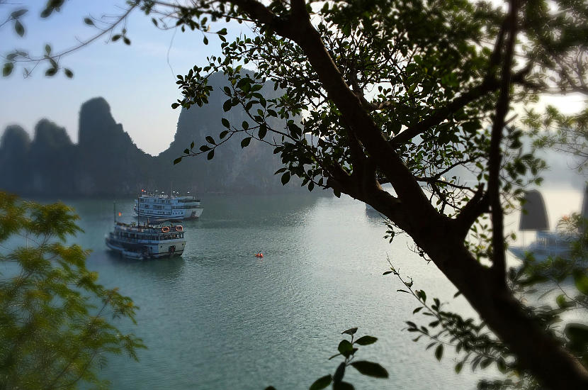 Joceyln travel itinerary halong bay