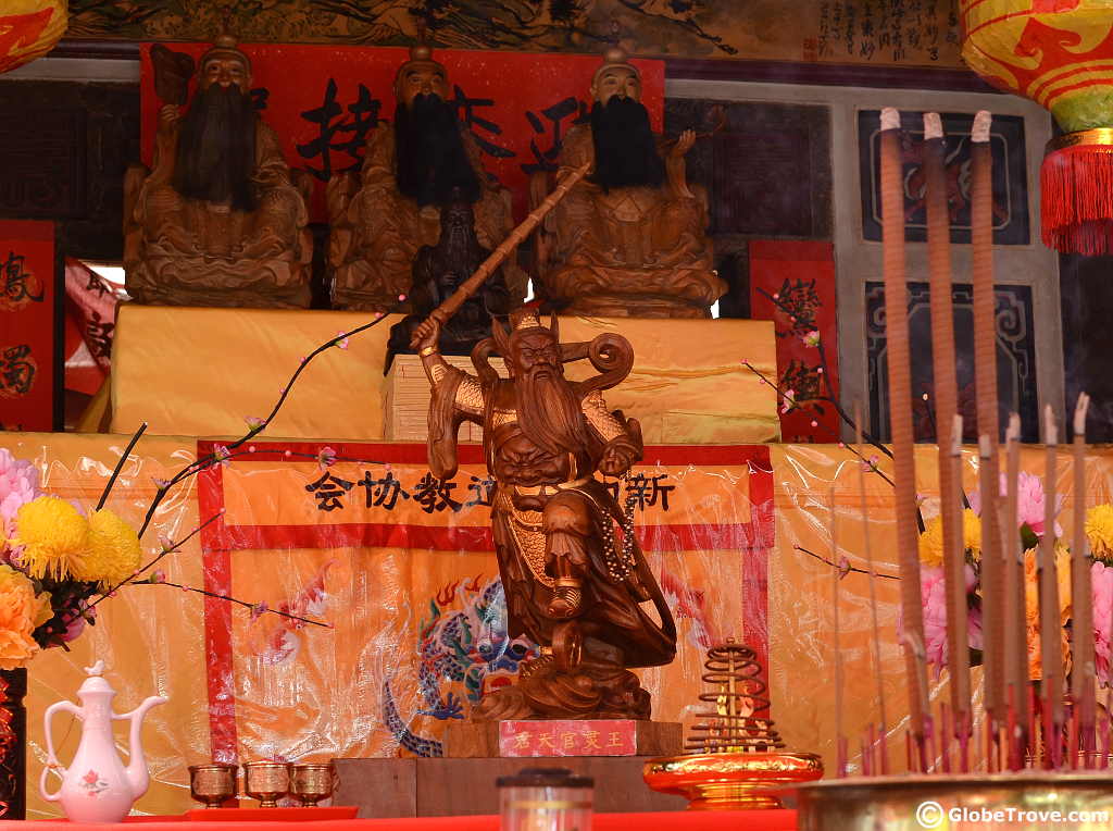 Exploring The Temple Of The Heavenly Jade Emperor In Singapore