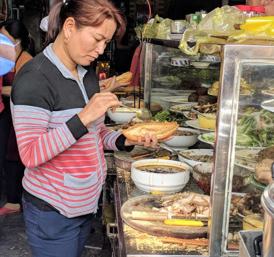 Food in Vietnam can be eaten on the go and a baguette is something you can’t go wrong with!