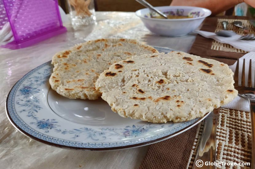 This is one of the items of Sri Lankan food that you should try to eat at breakfast.