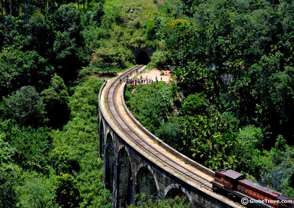 Demodara Nine Arch Bridge: Ella’s Gorgeous Tourist Attraction