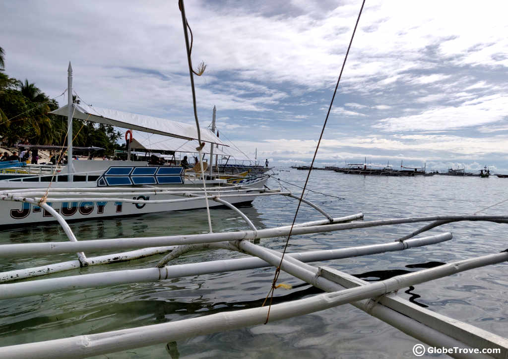 Island hopping tours from Alona beach