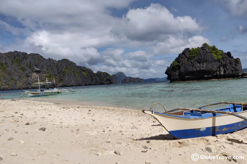 A view of the gorgeous islands around El Nido.
