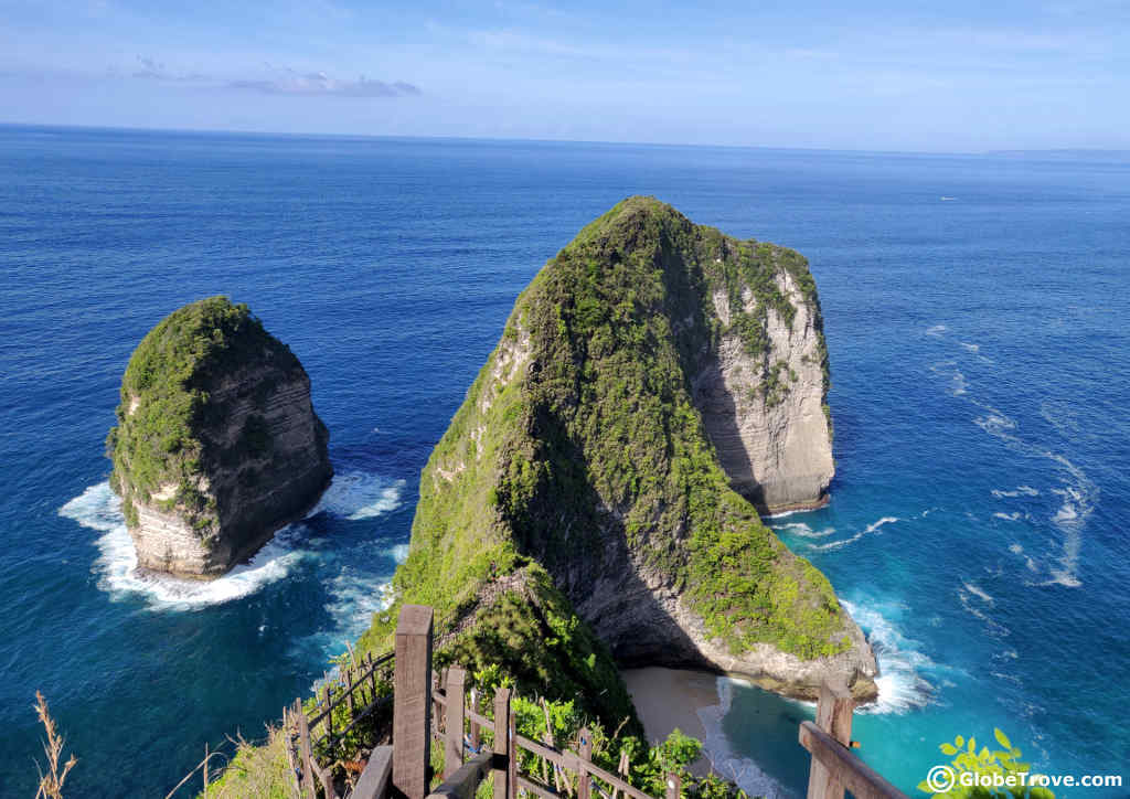 Kelingking beach and T-Rex Bay