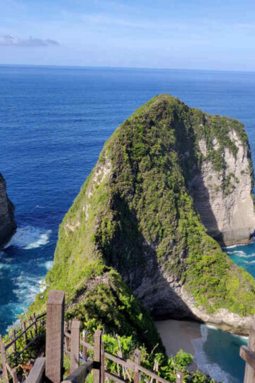 Kelingking Beach And T-Rex Bay: 2 Iconic Spots On Nusa Penida 15 Kelingking beach and T-Rex Bay