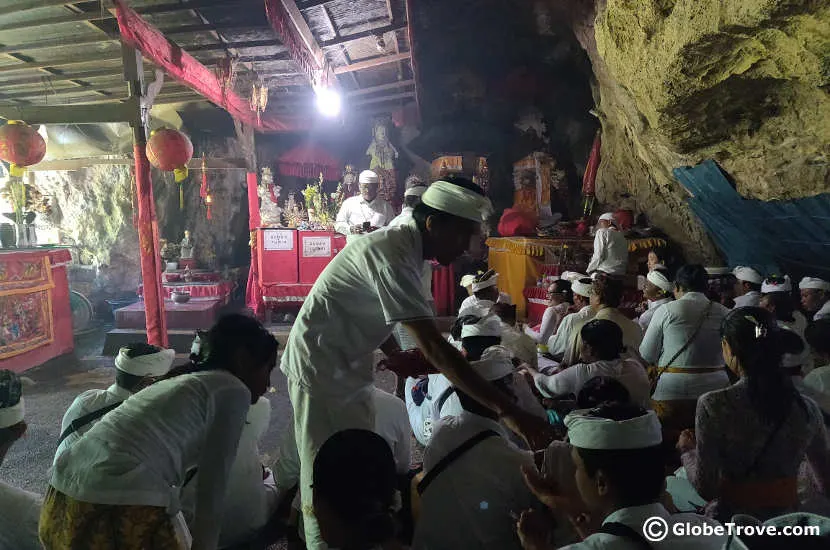 Prayers inside the Goa Giri Putri temple
