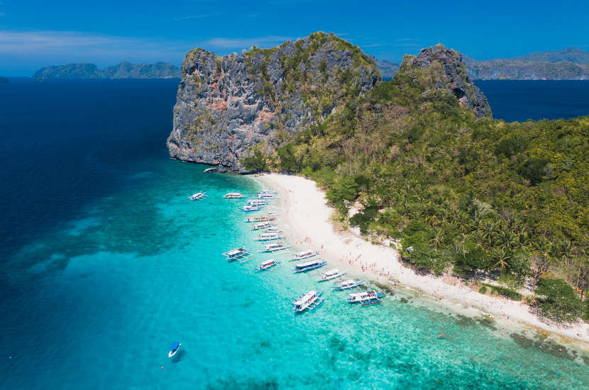 Island Hopping in El Nido