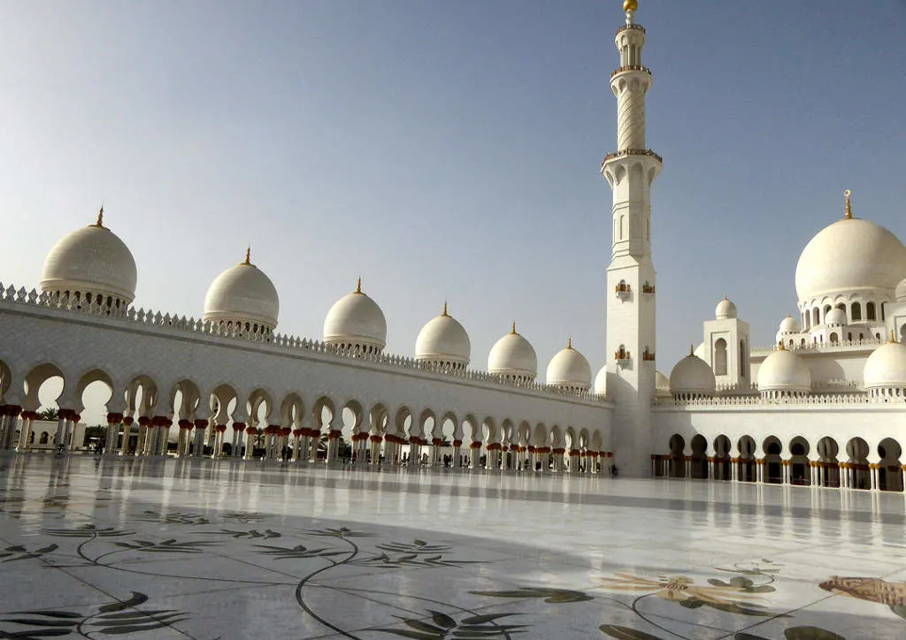 sheikh zayed grand mosque abu dhabi