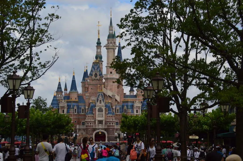 Disneyland Shanghai Peanuts or Pretzels