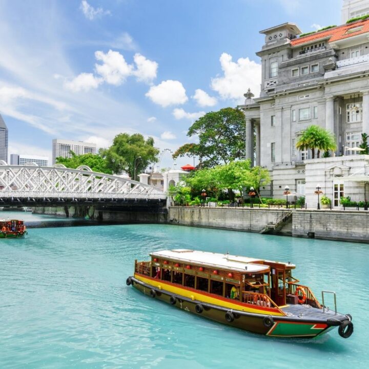 Singapore on a budget: The river cruise is one of the great activities for couples in Singapore