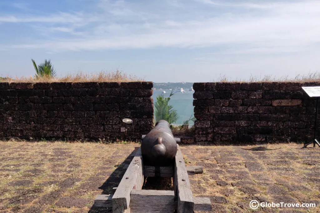 The cannons at Reis Magos fort and an incredible view.