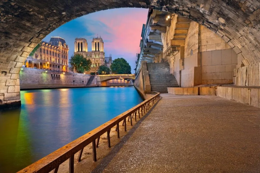 fun facts about Paris in relation to its rich history