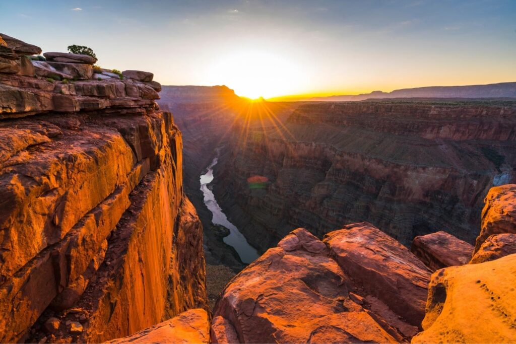 Looking for national parks to spend August in the USA? Grand Canyon National park is legendry!
