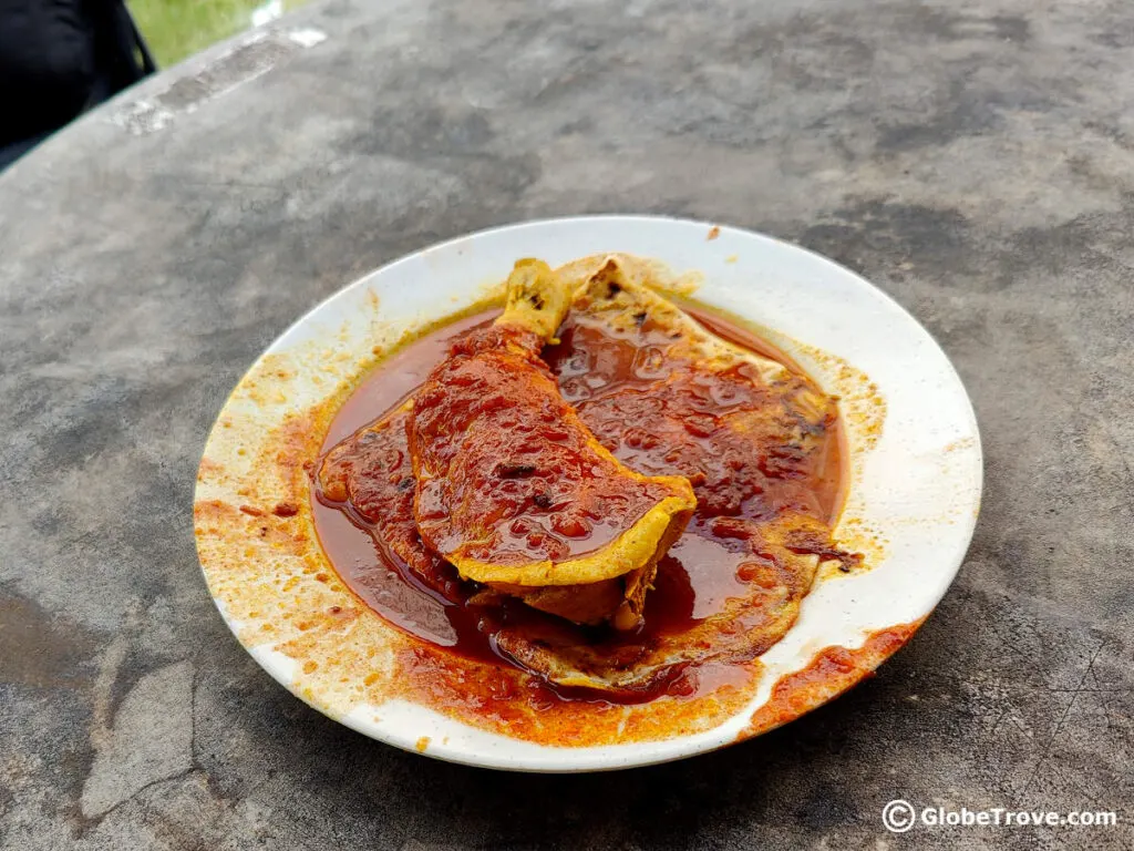 Roti Canai Ayam and Daging is what everyone comes to Roti Canai Transfer Road for.