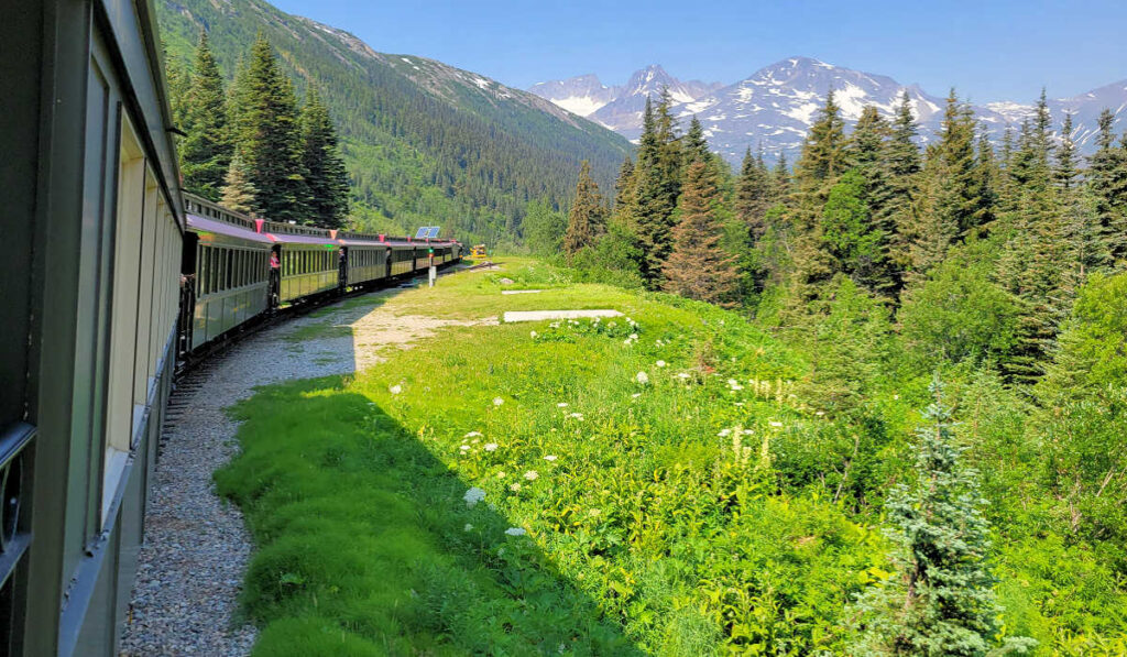 Heading to the Tracy Arm Fjord is one the famous adventurous things to do in Alaska in spring.