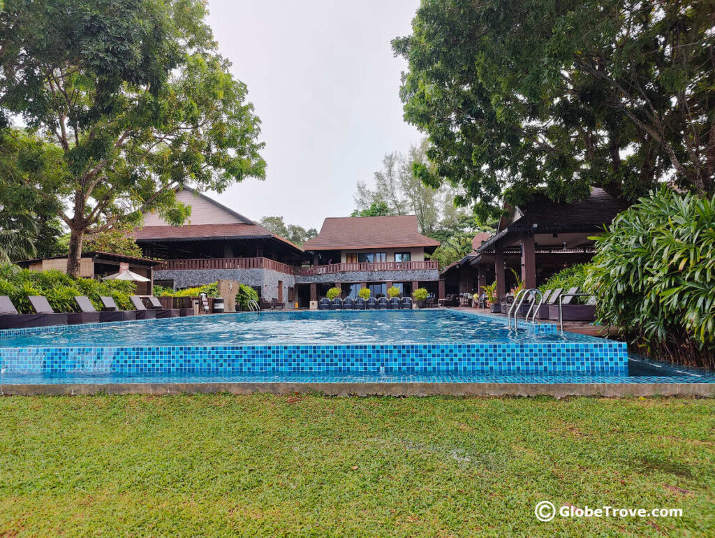 As you can see, Ombak villa is a nice luxurious place to stay at in Langkawi.