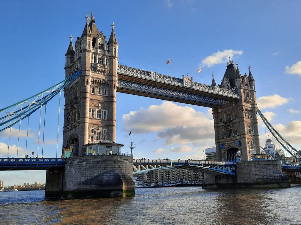 London is such a cool place to spend Valentine's day in Europe.