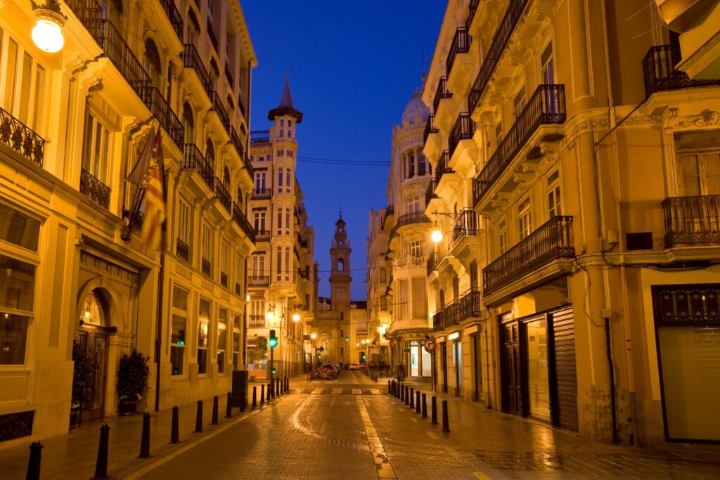 Valencia is such a lovely place to spend Valentine's day in Europe.