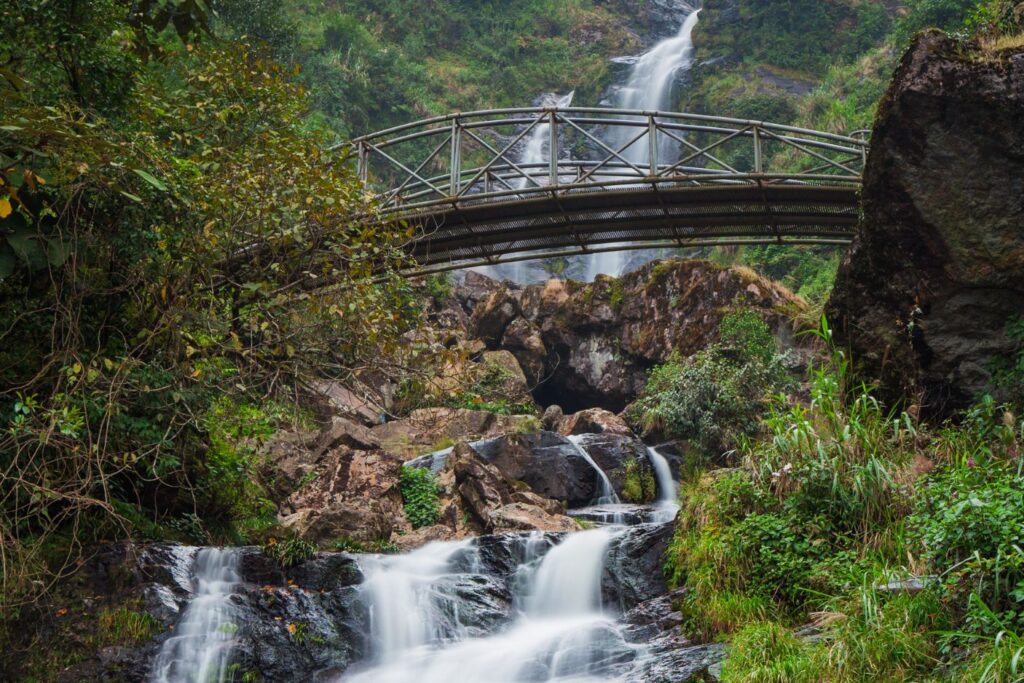 One of the prettiest waterfalls in Vietnam is Thac Bac waterfall.