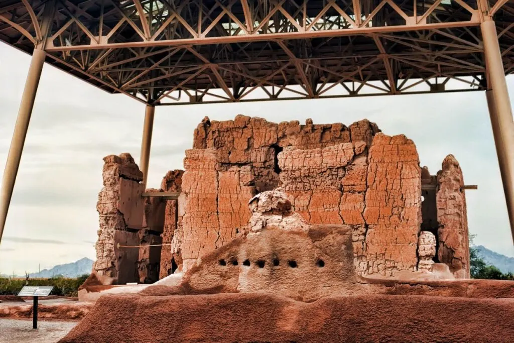 For people who love history, Casa Grande Ruins National Monument is one of the best day trips from Tuscon.