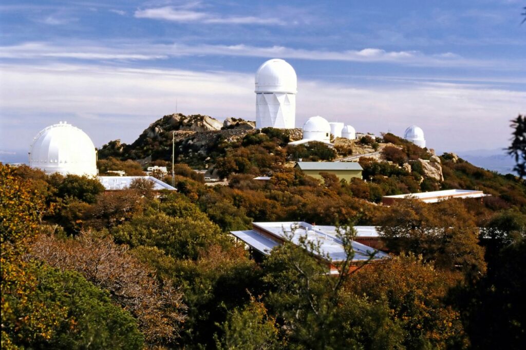 If you are an astronomy enthusiast then the Kitt Peak National Observatory is one of the to day trips from Tuscon that you should consider.