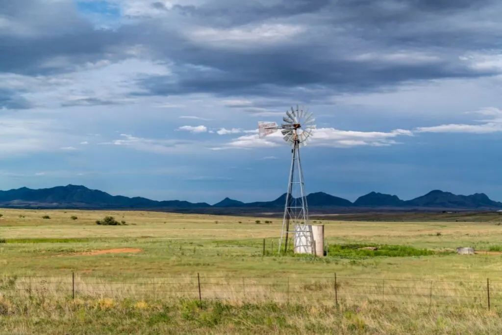 If you are looking for day trips from Tuscon that include wine then add Sonoita to your list!