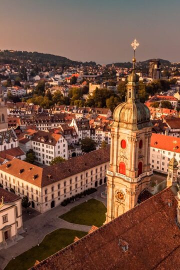 November In Europe - 13 Iconic Locations To Visit As Recommended By Travel Experts 15 November in Europe