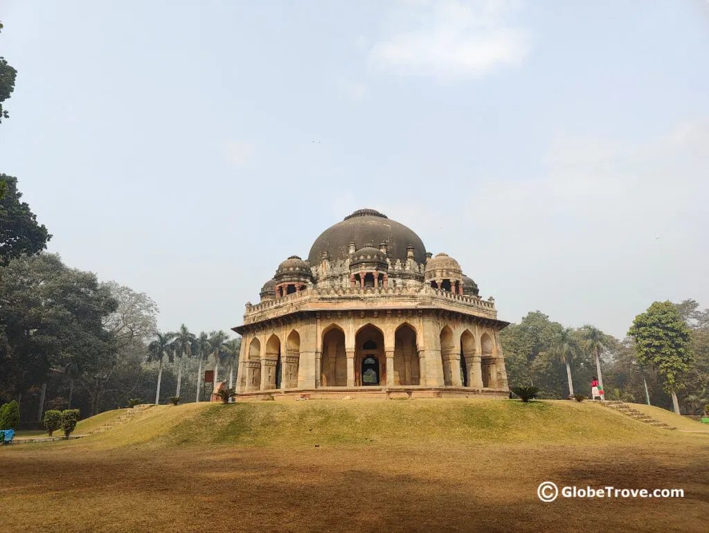 Sikandar Lodi Tomb is one of the famous historical monuments in Delhi.