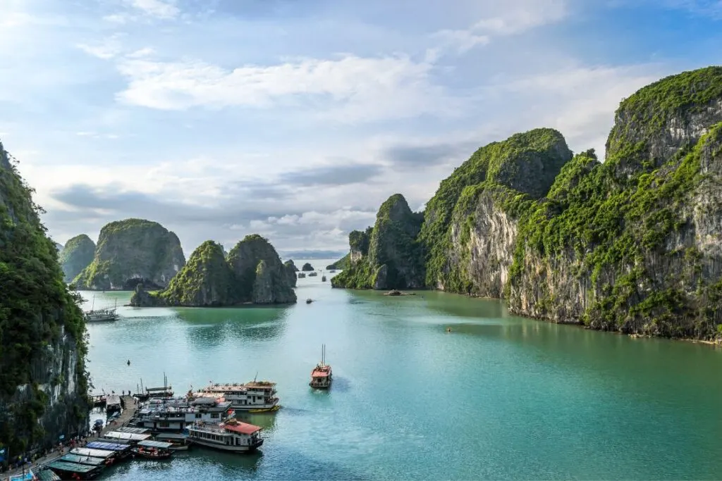 Best Half Day Halong Bay Cruise