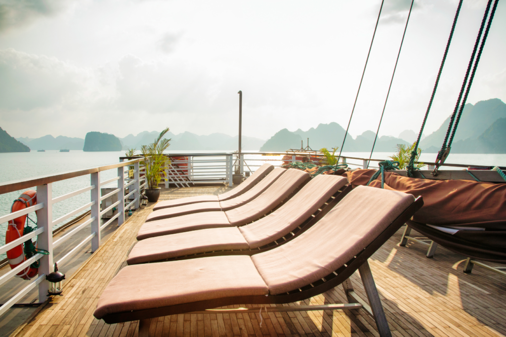 Best Luxury 3D/2N Luxury Halong Bay Cruise