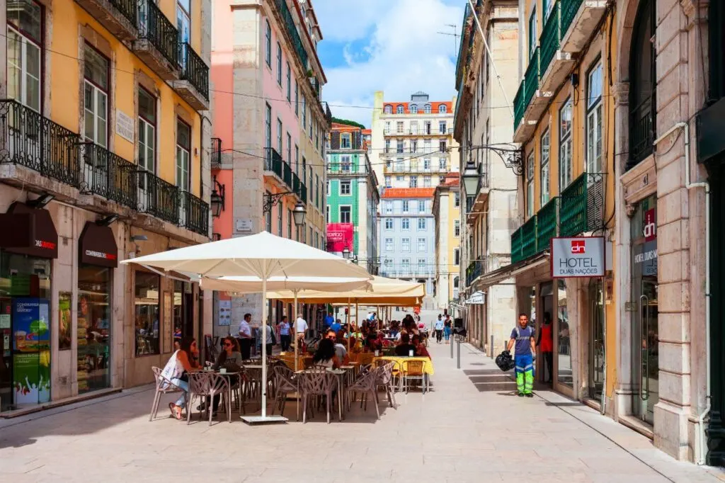 Is Lisbon worth visiting? The walkability of the city is one of the reasons why people love it!