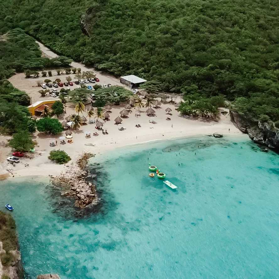 The crystal clear waters of the beach Daaibooi is a great place to be if you are looking for things to do in Curacao with kids.