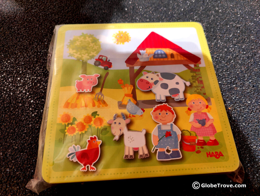 The magnetic tin of the Peter and Pauline farm magnetic travel game