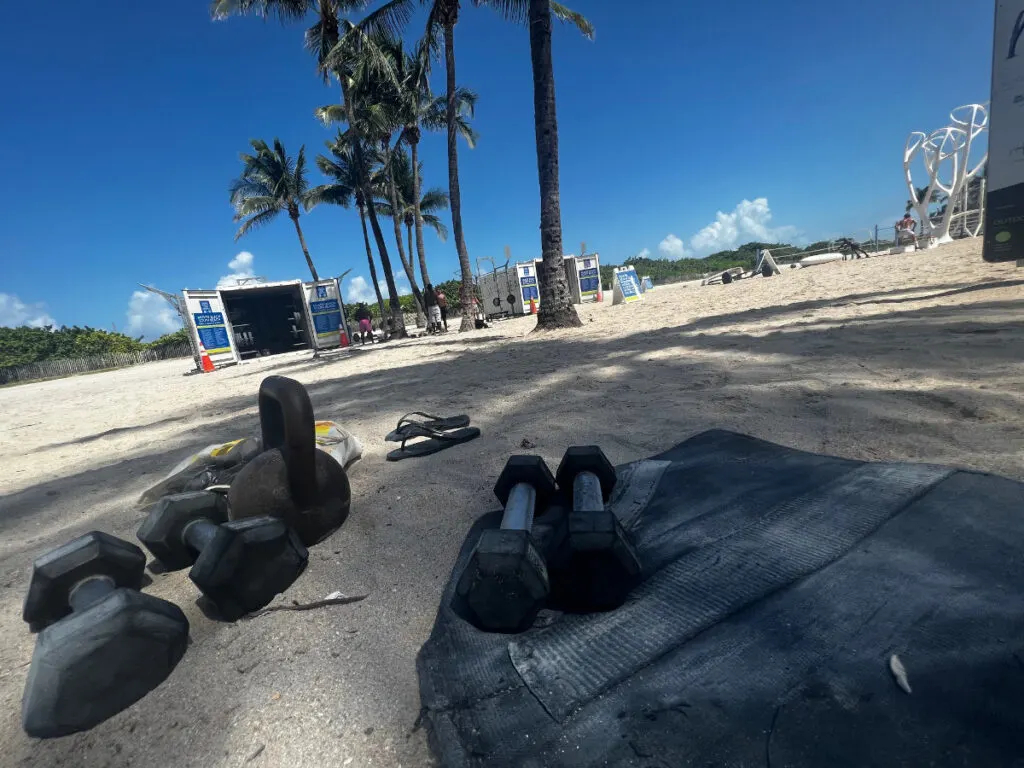 Workout on Muscle Beach Miami Beach