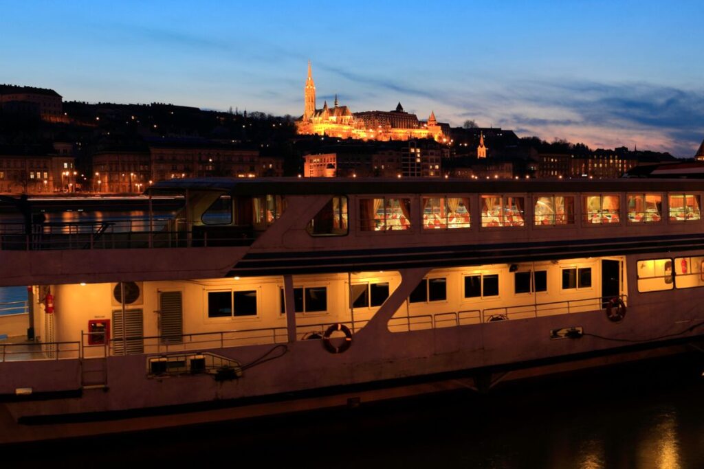 Another great idea when it comes to food tours in Budapest is to head on a dinner cruise.