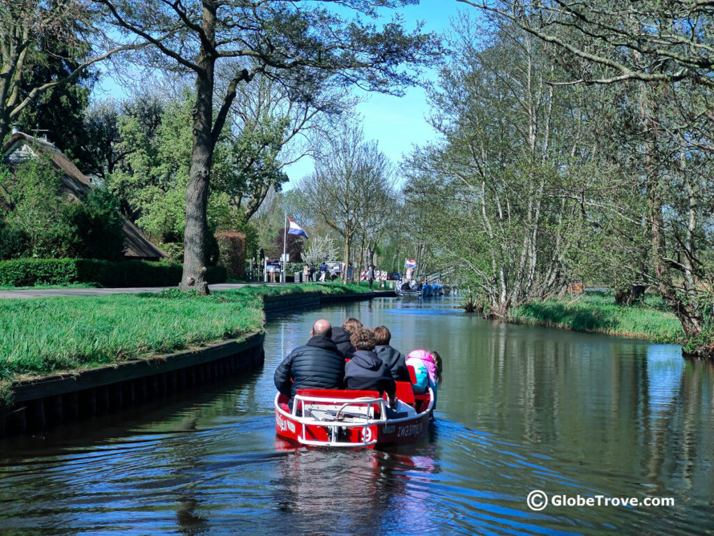 You can easily walk on the paths while exploring the things to do in Giethoorn.