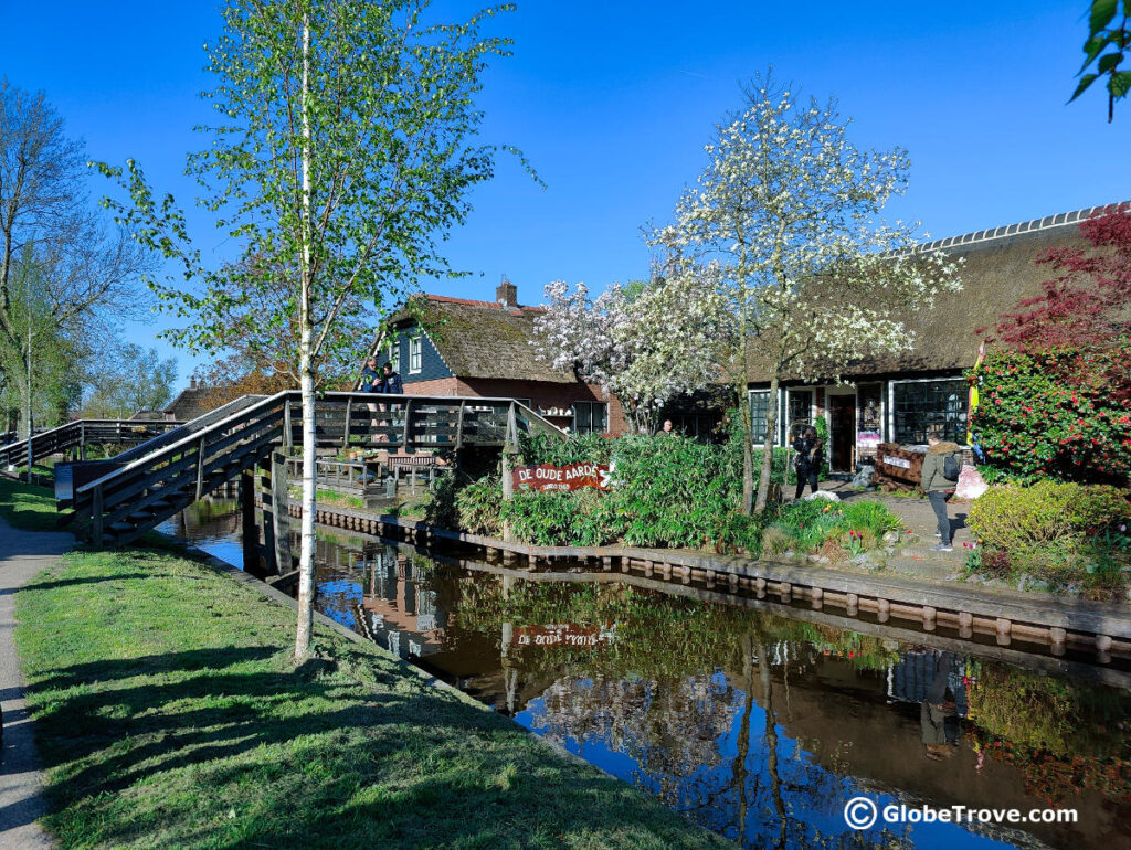 11 Fun Things To Do In Giethoorn, Netherlands 4 If you love history, you will find that the Museum Giethoorn ‘t Olde Maat Uus is one of the best attractions in Giethoorn.