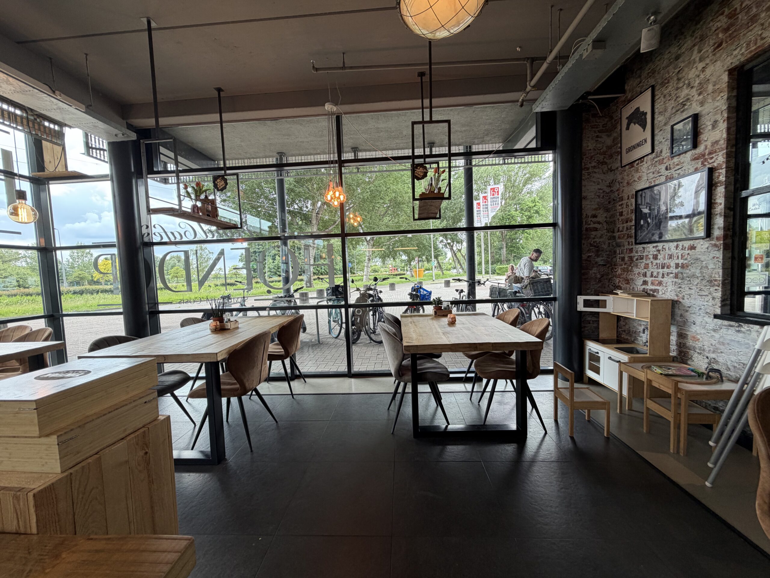 12 Great Kid Friendly Cafes & Restaurants In Groningen 7 Grand Cafe Hoendiep